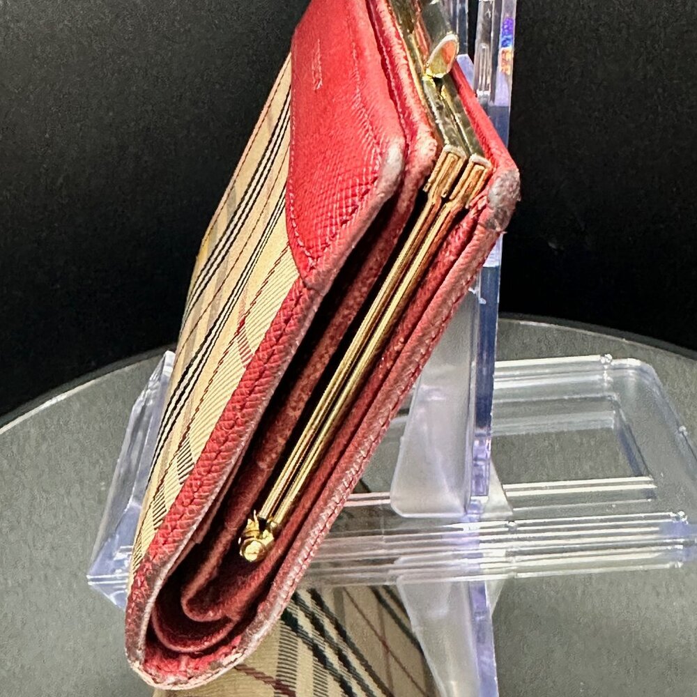 Burberry Plaid Nova Check Lock Wallet - GUC - Picture 4 of 12